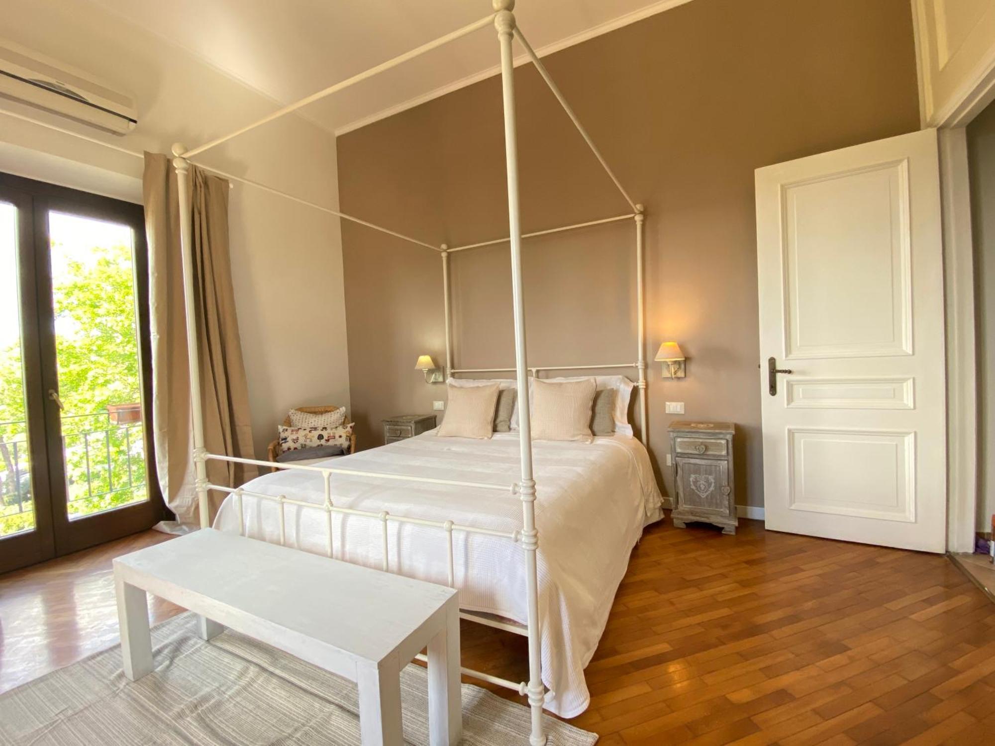 “Casa Amelie” Hotell Grottaferrata Exteriör bild